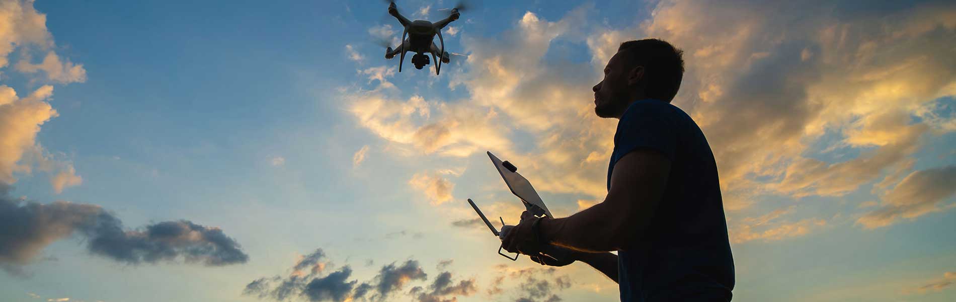 Cherche pilote de drone