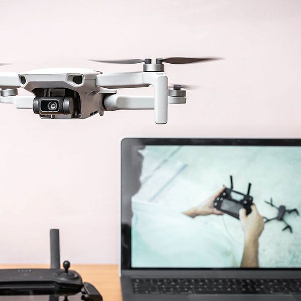 Visite par drone