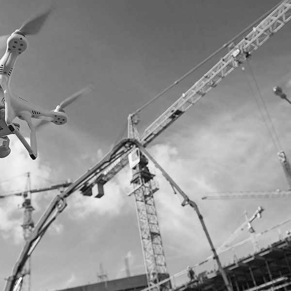Cherche pilote de drone