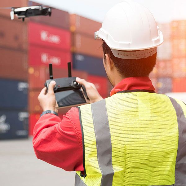 Cherche pilote de drone