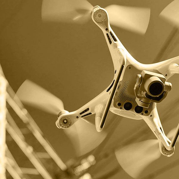 Recherche pilote de drone