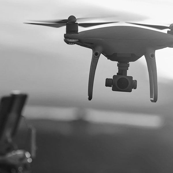 Cherche pilote de drone