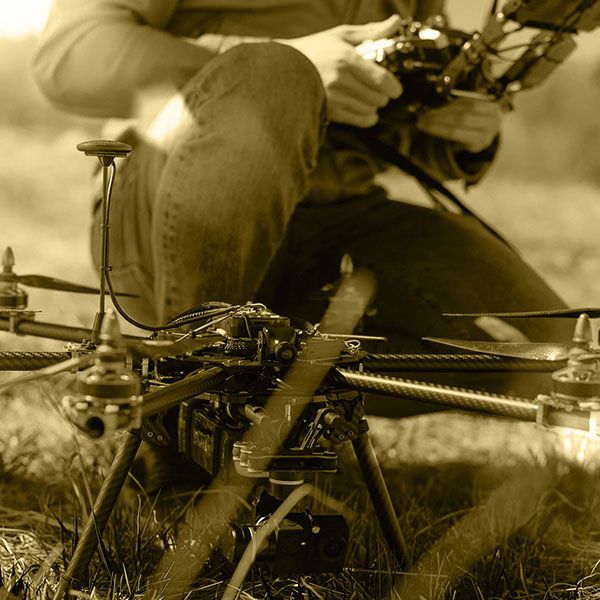Cherche pilote de drone