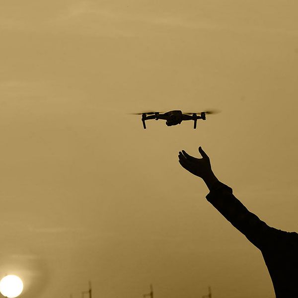 Recherche pilote de drone
